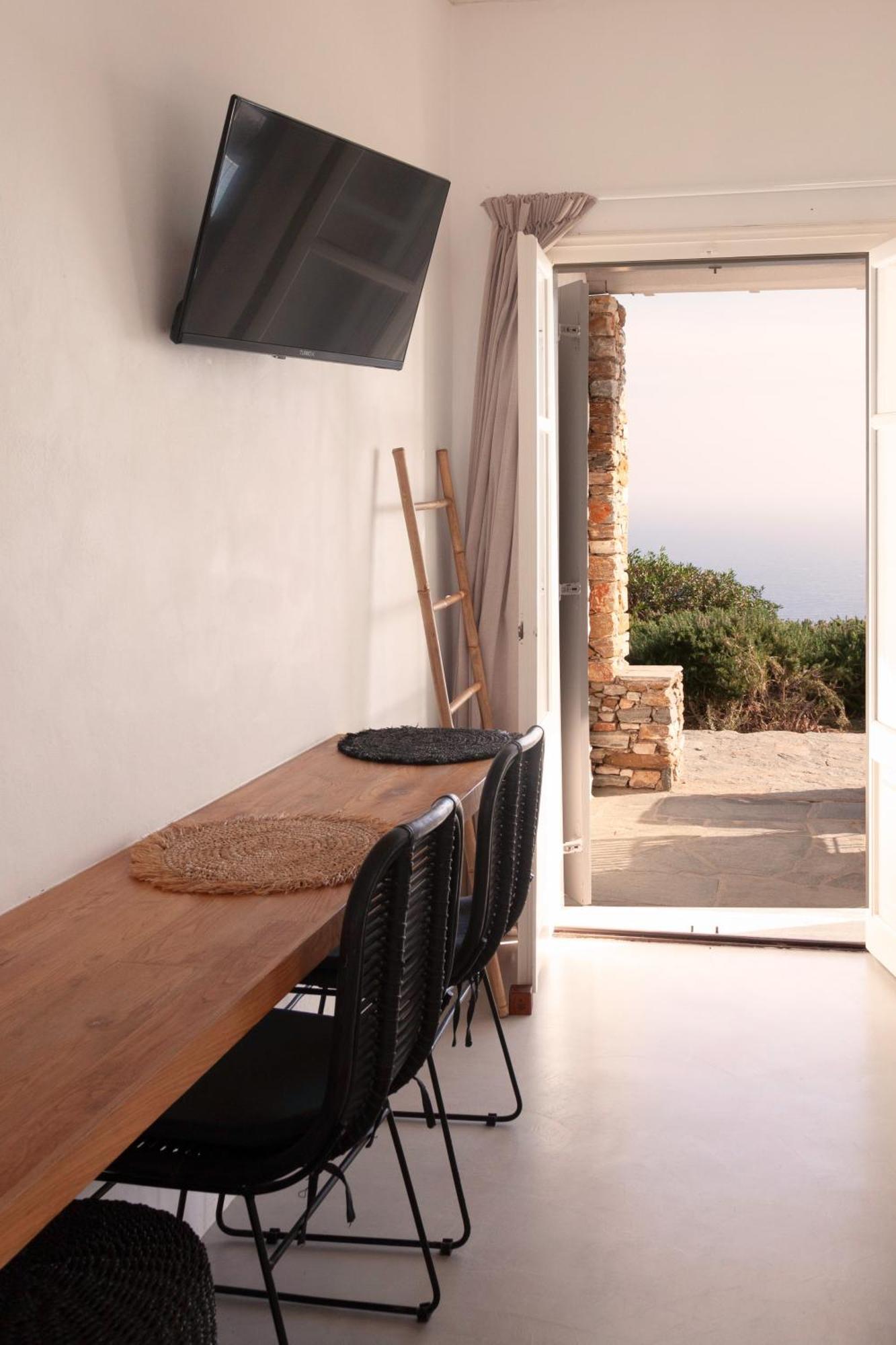 Astarte Luxury Apartments Artemonas Exterior photo